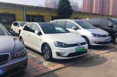 一场大雪揭开了新能源车的‘遮羞布’，车主 开得真闹心！