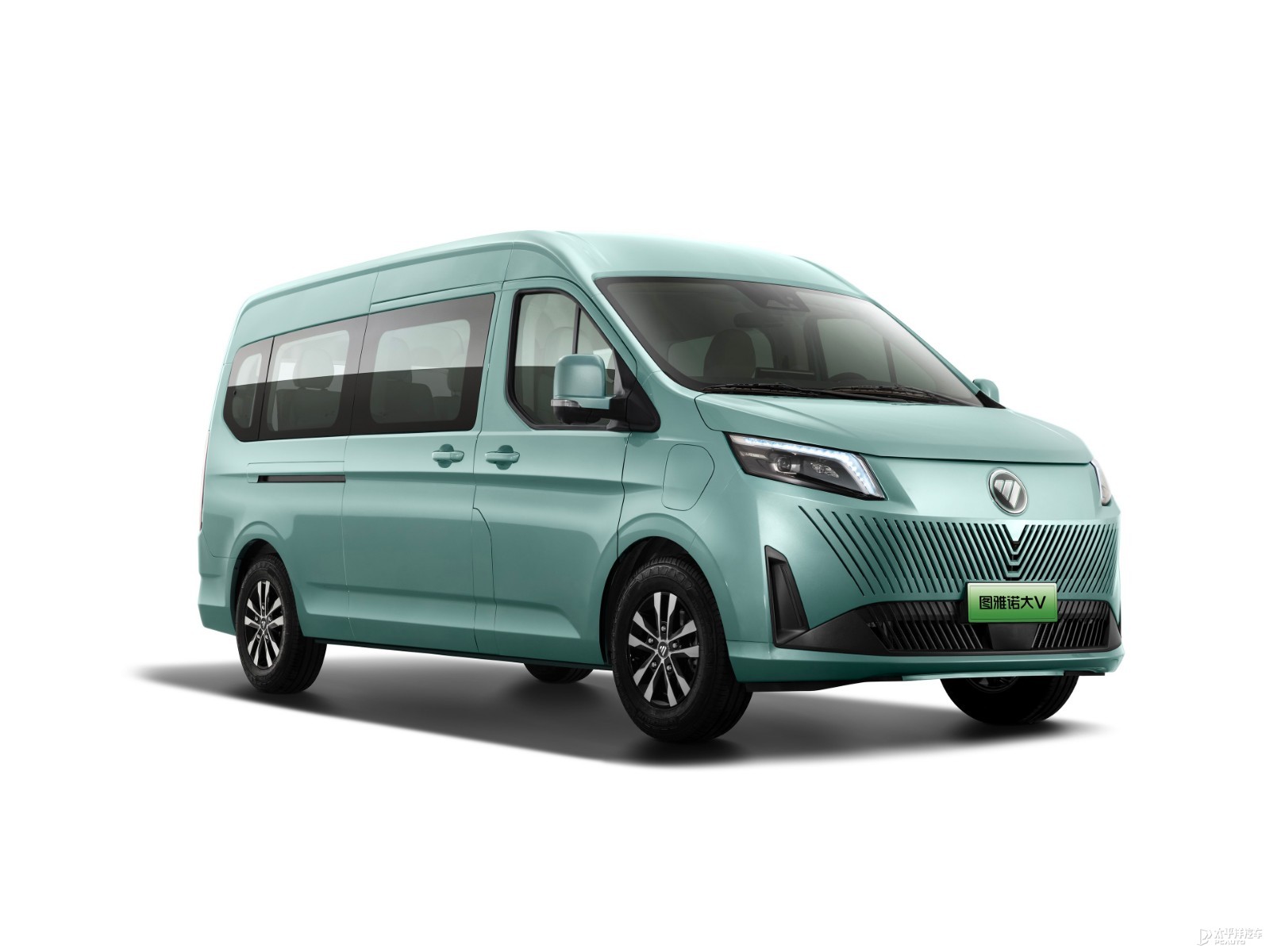 图雅诺大V新能源2024款 引领营运小客绿色出行新篇章